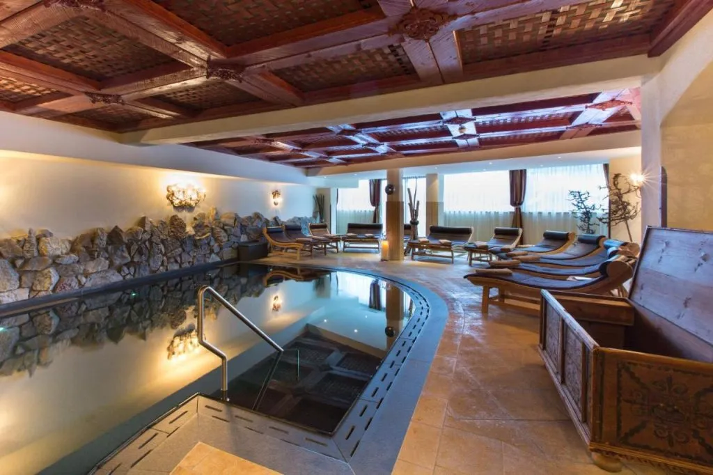 Raffl s st antoner hof hotell