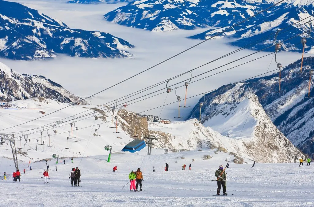 Stazione sciistica di Kaprun, ghiacciaio del Kitzsteinhorn. Austria