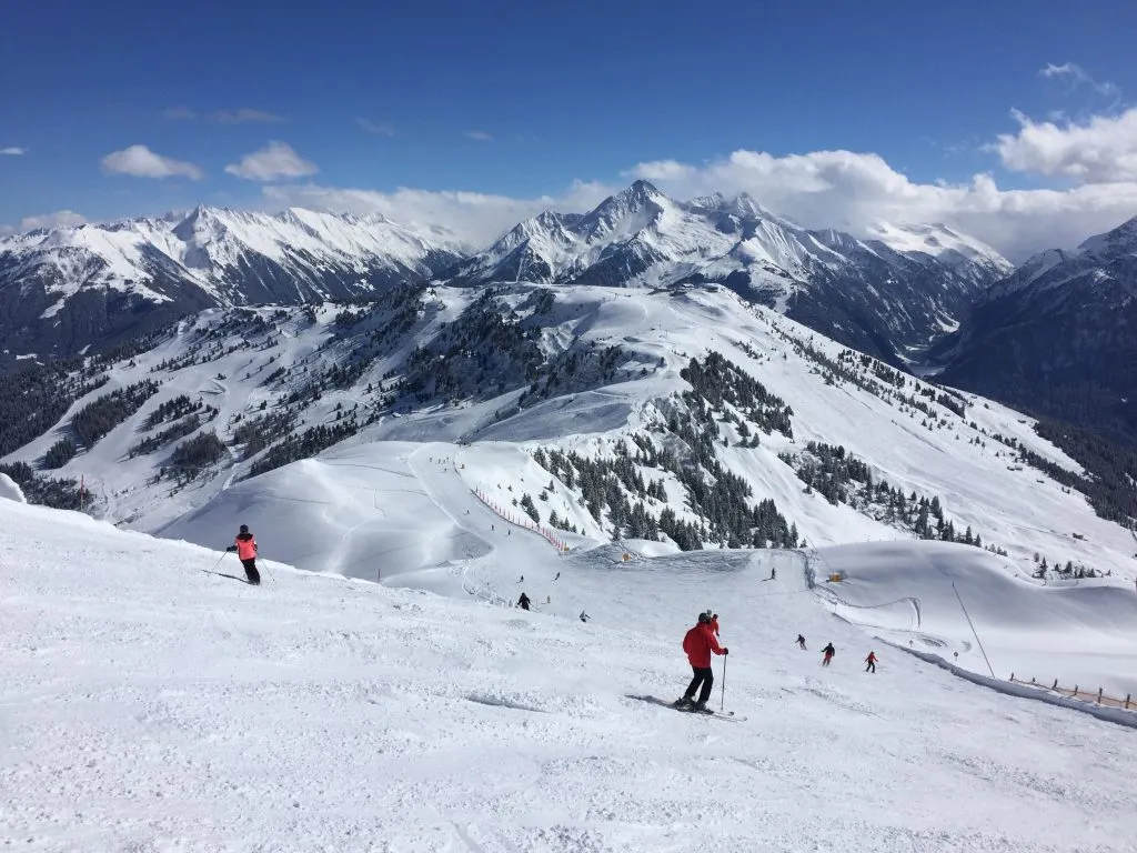 Skigebiet i Mayrhofen in den Alpen